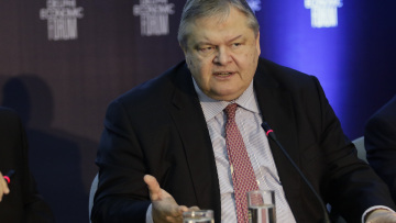 Βενιζέλος για σύλληψη στρατιωτικών: Πληθαίνουν οι εντάσεις έπειτα από μια 15ετία χωρίς θερμό επεισόδιο 