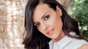 Φωτογραφία: Η Όλγα Λαφαζάνη θηλάζει τον γιο της 