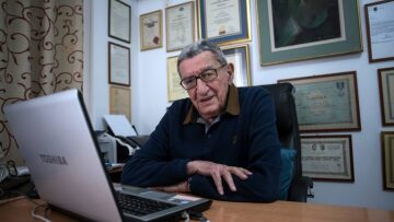 Έφυγε από τη ζωή ο δάσκαλος της δημοσιογραφίας Χρήστος Πασαλάρης