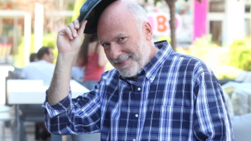 Πέθανε ο δημοφιλής ηθοποιός Χρήστος Σιμαρδάνης