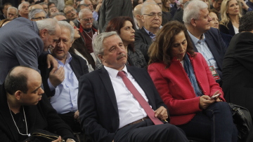 Μανιάτης: Και απρεπής και χωρίς στοιχειώδη πολιτική γενναιότητα ο Τσίπρας