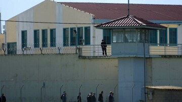 Σύζυγος κρατούμενου προσπάθησε να περάσει ηρωίνη στις φυλακές Τρικάλων 