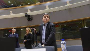 Μήνυμα Ευρώπης στην Αθήνα: Μη αναστρέψιμα τα μέτρα των Μνημονίων