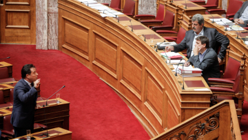 Καβγάς Πολάκη - Άδωνι: Κάνεις σα ζουρλός - Είσαι ψεύτης!