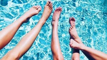 Τι μπορείς να πάθεις από ένα μπάνιο σε μια πισίνα