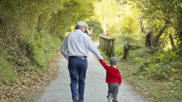 Πώς ένας εννιάχρονος έσωσε τη ζωή του 80χρονου παππού του