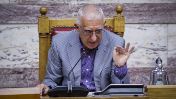 Κακλαμάνης (ΘΕΜΑ 104,6): Με εξέπληξε ευχάριστα ο πρωθυπουργός που παραδέχτηκε τα λάθη