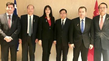 30.000 ευρώ κόστισαν τα ταξίδια της Κουντουρά σε Τορόντο και Σαγκάη