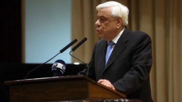 Παυλόπουλος από Ναυτικό Μουσείο: Αποτίω φόρο τιμής στην Εμπορική Ναυτιλία