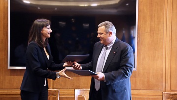 Ο Καμμένος φέρνει στη Βουλή τις δαπάνες της Κουντουρά