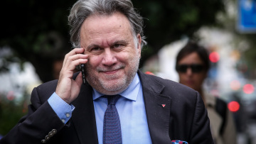 Κατρούγκαλος στον ΘΕΜΑ 104,6 για τα χημικά στο Σύνταγμα: Η αστυνομία ενήργησε με βάση τα πρωτόκολλα
