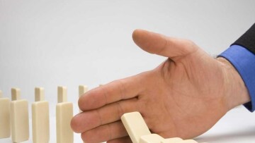 Süddeutsche Zeitung: «Οι επικεφαλής πολυεθνικών φοβούνται οικονομική ύφεση»