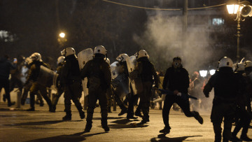 Συλλαλητήριο για Μακεδονία: 10 συλλήψεις - Προσαγωγές και έξω από το σπίτι του Αμερικανού πρέσβη
