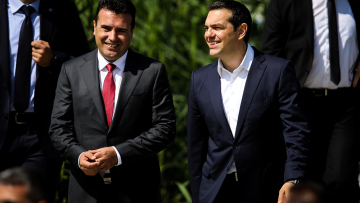 Ξεσαλώνουν οι Σκοπιανοί με τη Μακεδονία: Η κυβέρνηση Ζάεφ μιλά για «μακεδονο-ελληνική» λύση!
