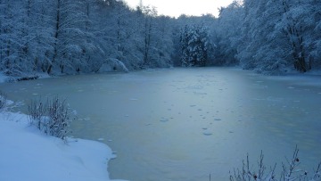 Πάνω από 35.000 λίμνες στο βόρειο ημισφαίριο ίσως χάσουν τους χειμερινούς πάγους τους λόγω κλιματικής αλλαγής