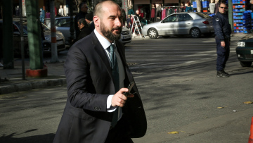 Τζανακόπουλος προσφέρει άλλοθι στον Ζάεφ για τη «Μακεδονία»: Δικαίωμά του μέχρι να ολοκληρωθούν οι τυπικές διαδικασίες