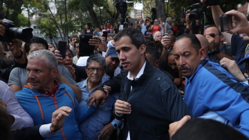 Βενεζουέλα: Ανοιχτό ενδεχόμενο συνομιλιών Μόσχας-Βρυξελλών για την κρίση