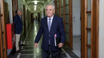 Κόκκινα δάνεια: Τι σημαίνει η δήλωση Δραγασάκη περί «ανακεφαλαιοποίησης»