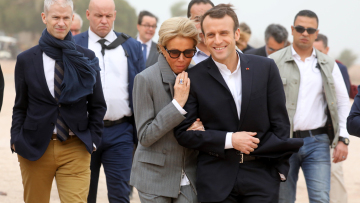 Σύμβουλοι του Μακρόν εύχονται να πεθάνει η Μπριζίτ Μακρον γιατί θα είναι πιο πετυχημένος ως θλιμμένος χήρος