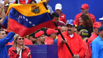 Βενεζουέλα ώρα μηδέν: Πρόωρες εκλογές πρότεινε ο Νικολάς Μαδούρο