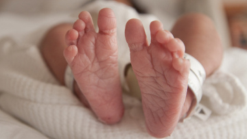 Ηράκλειο: 24χρονη γέννησε στην εντατική όπου νοσηλεύεται με γρίπη!