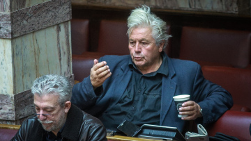 Επίθεση αγνώστων στο πατρικό του Θανάση Παπαχριστόπουλου στην Κορινθία