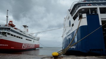 Κακοκαιρία «Ετεοκλής»: Απαγορευτικό απόπλου για Κυκλάδες από Ραφήνα και Πειραιά