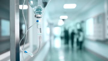 Τρόμος με τη γρίπη: Χωρίς εμβόλια τα φαρμακεία - Από την τσέπη τους πληρώνουν τα τεστ οι ασθενείς