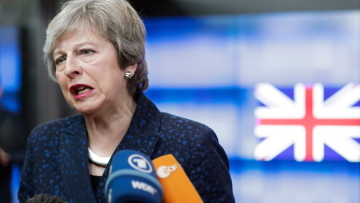 Μέι για Brexit: Η επέκταση του άρθρου 50 και η αναβολή δεν εξυπηρετούν σε τίποτα