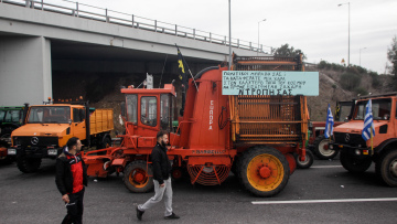 Αγρότες: Στον κόμβο Πλατυκάμπου το μπλόκο της Νίκαιας 