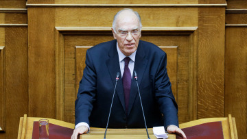 Λεβέντης: Η κυβέρνηση δεν μπορεί να κυβερνά με λιγότερους από 151 βουλευτές