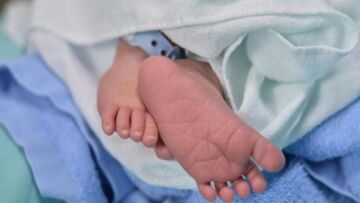 Εξαρθρώθηκε κύκλωμα παράνομων υιοθεσιών στη Θεσσαλονίκη