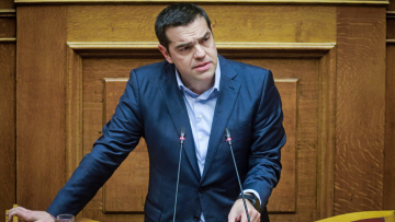 Τσίπρας στη Βουλή: Δεν είμαστε κυβέρνηση κουρελού, δεν σχεδιάζουμε δεξιές παρενθέσεις