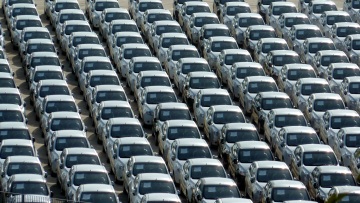 ΗΠΑ: Τα εισαγόμενα αυτοκίνητα συνιστούν απειλή για την εθνική ασφάλεια!