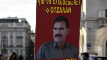 Τριήμερη πορεία των Κούρδων της Αθήνας για τον Οτσαλάν