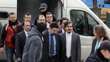 Τούρκος πρέσβης στην Αθήνα: Δώστε μας τους οκτώ αξιωματικούς