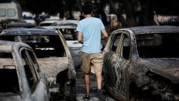 Νέα μήνυση για την τραγωδία στο Μάτι: «Μέσα σε 5 λεπτά είχαν καεί μητέρα, αδερφή και ανιψιές»