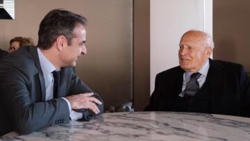 Ελληνοτουρκικά και «Πρέσπες» στη συνάντηση Μητσοτάκη με Παπούλια 