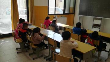 Σάλος στην Ιταλία: Δάσκαλος έβαλε τιμωρία μαύρο μαθητή λέγοντας στην τάξη «δείτε πόσο άσχημος είναι»