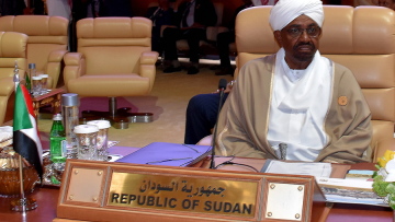 Σε κατάσταση έκτακτης ανάγκης κήρυξε το Σουδάν ο επί 30 χρόνια πρόεδρος της χώρας