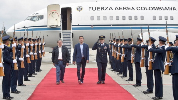 Βενεζουέλα: Ο Γκουαϊδό σκέφτεται την επιστροφή στο Καράκας