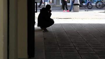 Έρευνα ΣΕΒ: Ένας στους τρεις Έλληνες εργάζεται σε δουλειά κατώτερη των προσόντων του