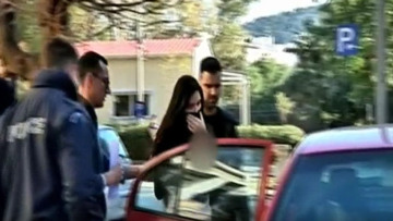 Βάρκιζα: Ποινική δίωξη για κακούργημα στην 30χρονη μητέρα του βρέφους που κάηκε σε διαμέρισμα