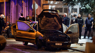 ΝΔ για επεισόδια κουκουλοφόρων και χούλιγκαν: Εκτός ορίων πλέον η κατάσταση
