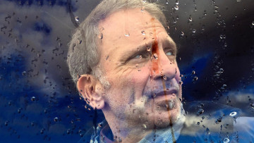 Γιάννης Μπεχράκης: «Έφυγε» ο σπουδαίος φωτορεπόρτερ με την ζωή σαν μυθιστόρημα