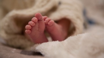 Θετικό στον Η1Ν1 βρέφος που μεταφέρθηκε στη Θεσσαλονίκη απ’ τα Τρίκαλα