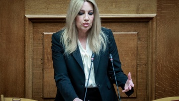 «Καρφί» Γεννηματά για Τσίπρα: Εμείς δεν θα προδώσουμε τις προσδοκίες των προοδευτικών πολιτών