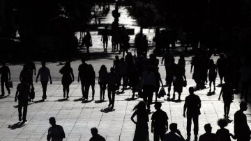 Ερευνα σοκ για τα νοικοκυριά: Ο μισθός δεν φθάνει για όλο το μήνα