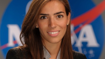 «Μπορείς να γίνεις ό,τι ονειρεύεσαι»: Η Ελένη Αντωνιάδου της NASA στέλνει ένα υπέροχο μήνυμα σε όλα τα κορίτσια