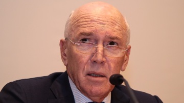 Ρουμελιώτης Reloaded: Έστειλε κι άλλο εξώδικο στον Στουρνάρα